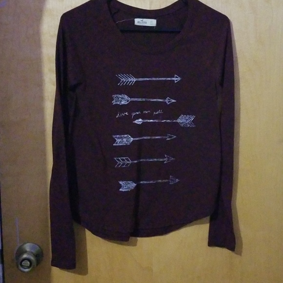 Hollister Maroon Shirt - Picture 1 of 4